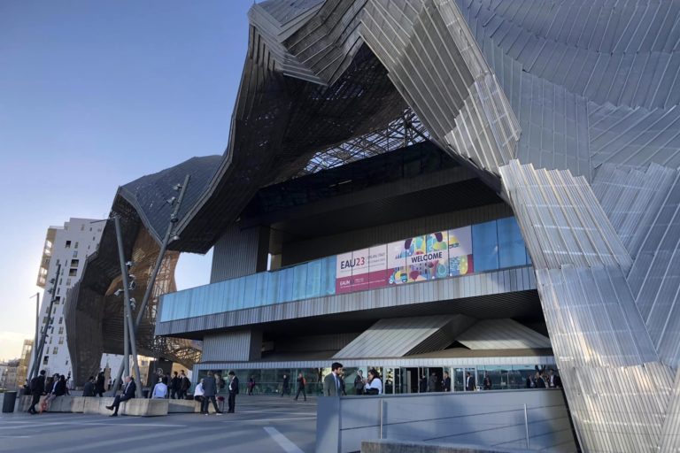 ingresso esterno EAU