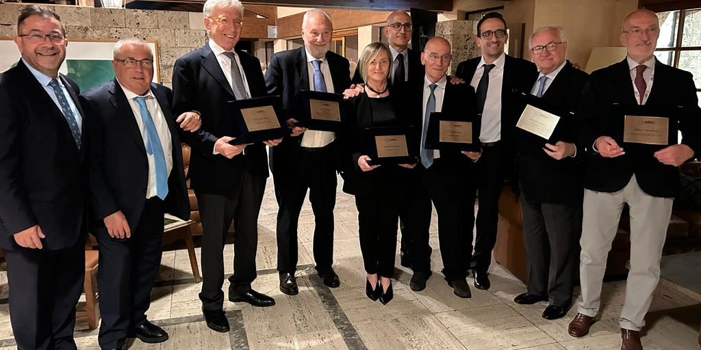 1. DA PUBBLICARE Premiazione ex Presidenti